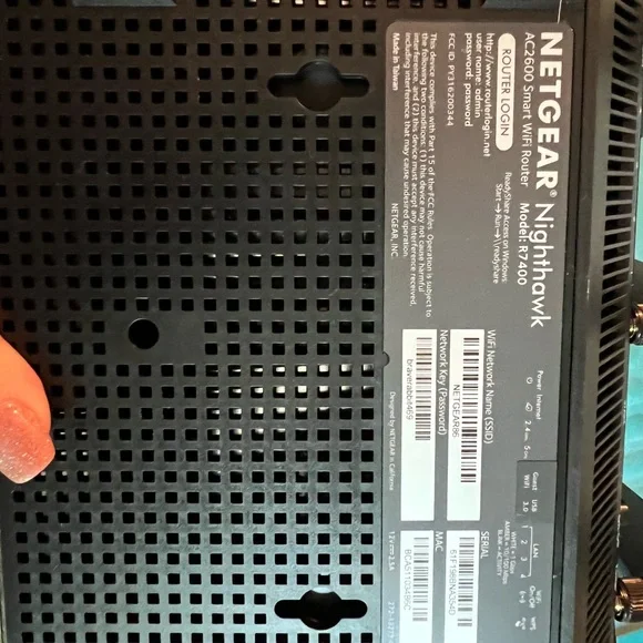 Netgear Nighthawk Router R7400 - Picture 2 of 2